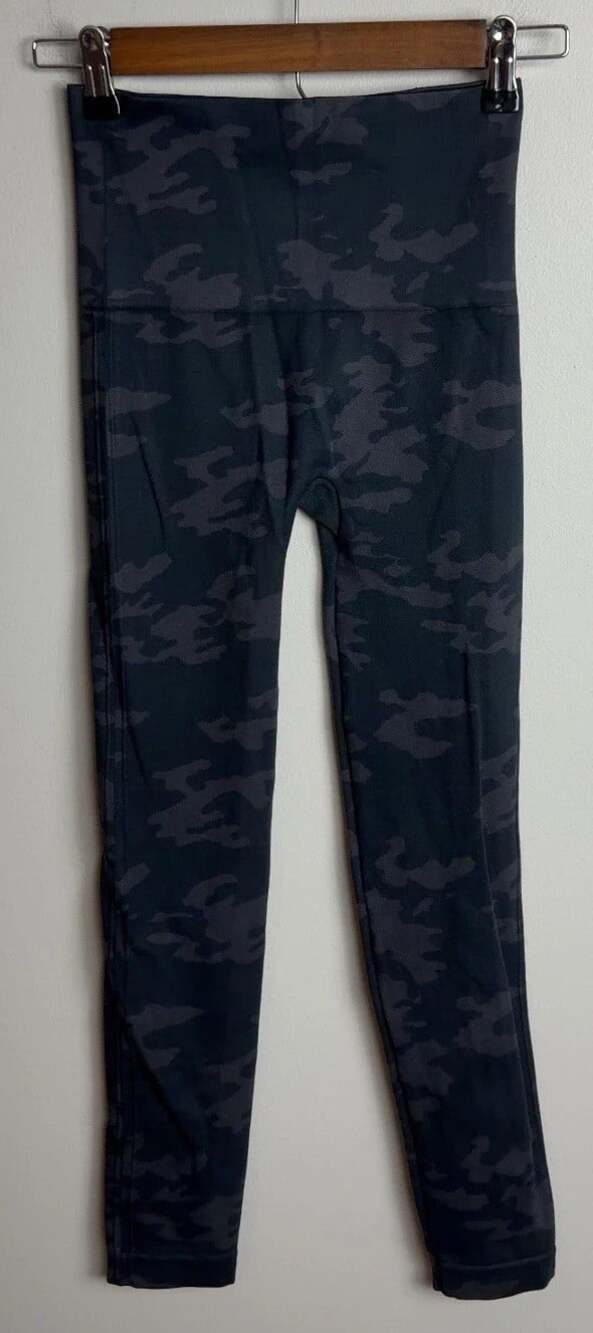 Spanx High Waisted Camo Leggings Size S/P Dark Gray Model FL3515 Women’s